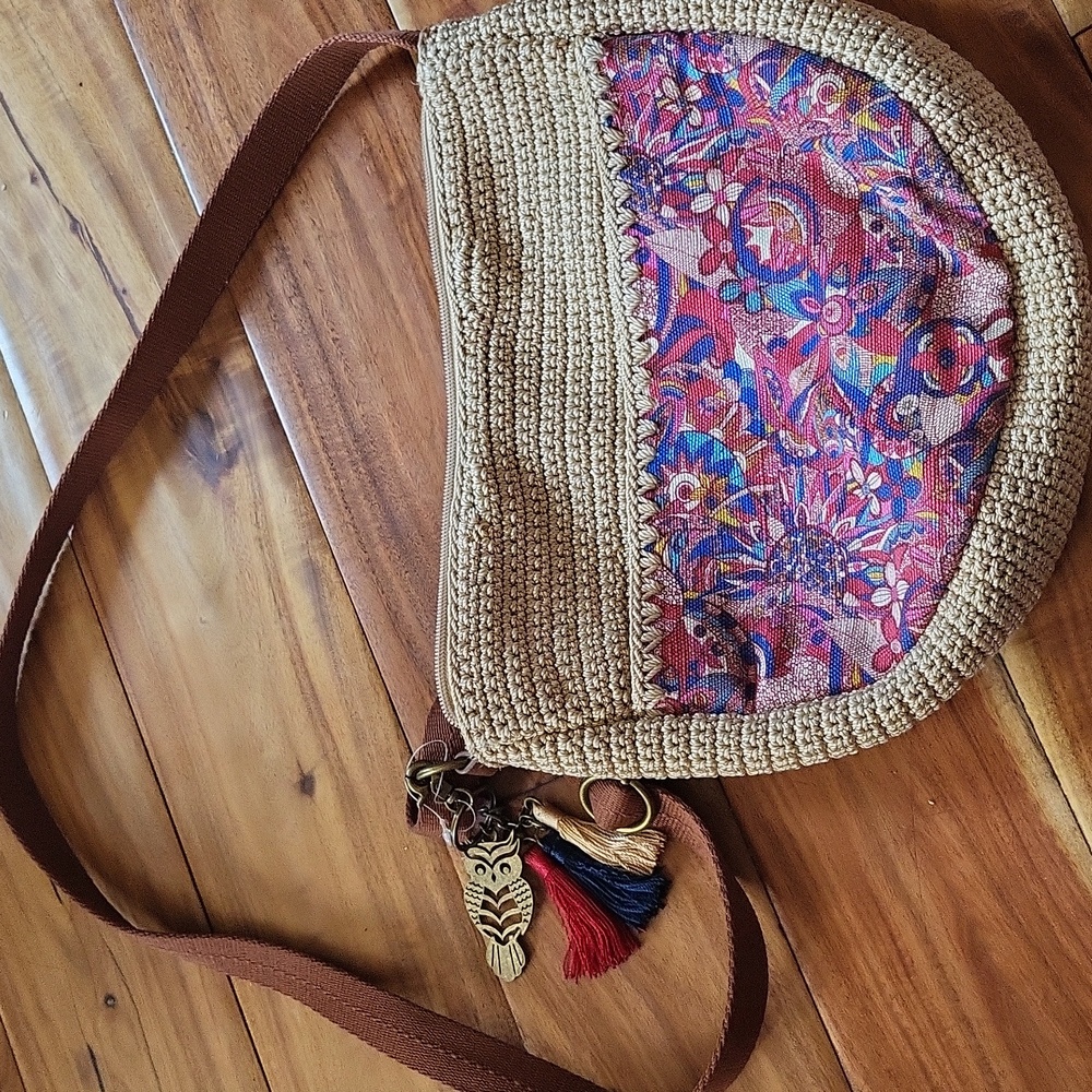 Sakroots Ryder Crochet Canvas Crescent Crossbody Shoulder Bag Boho Print NWOT